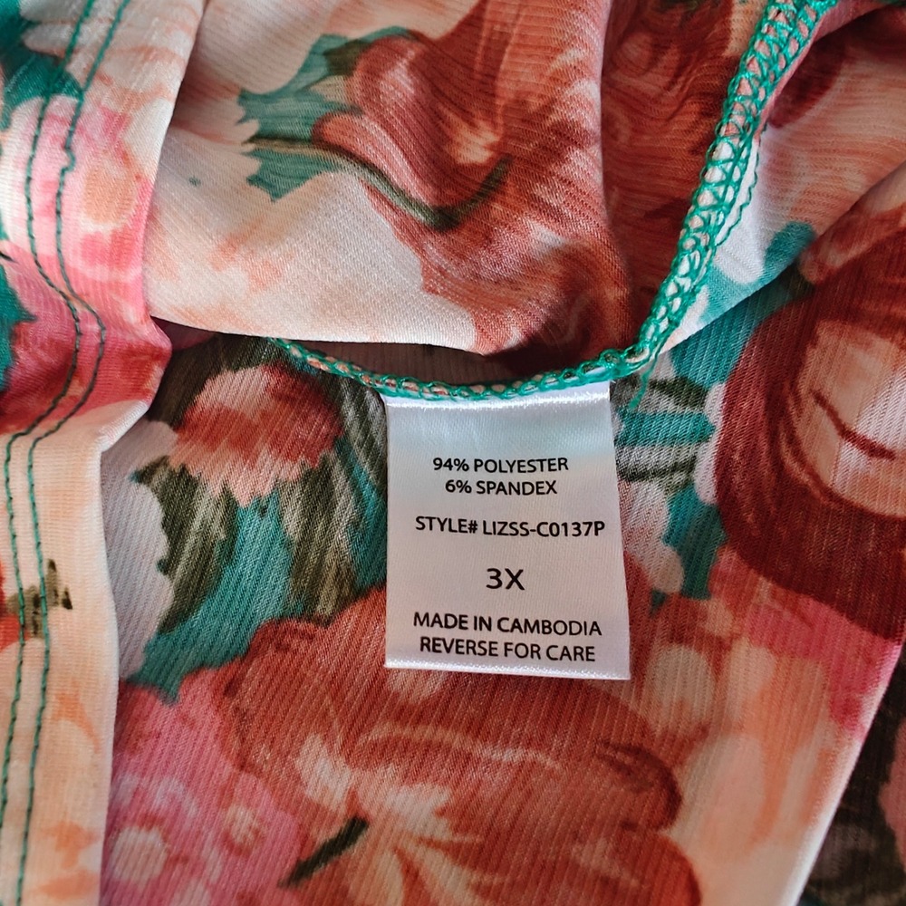 Dear Scarlett Lizzie Wrinkle free Multi Floral Split Neck Cap Sleeve Blouse 3XL - Picture 8 of 9